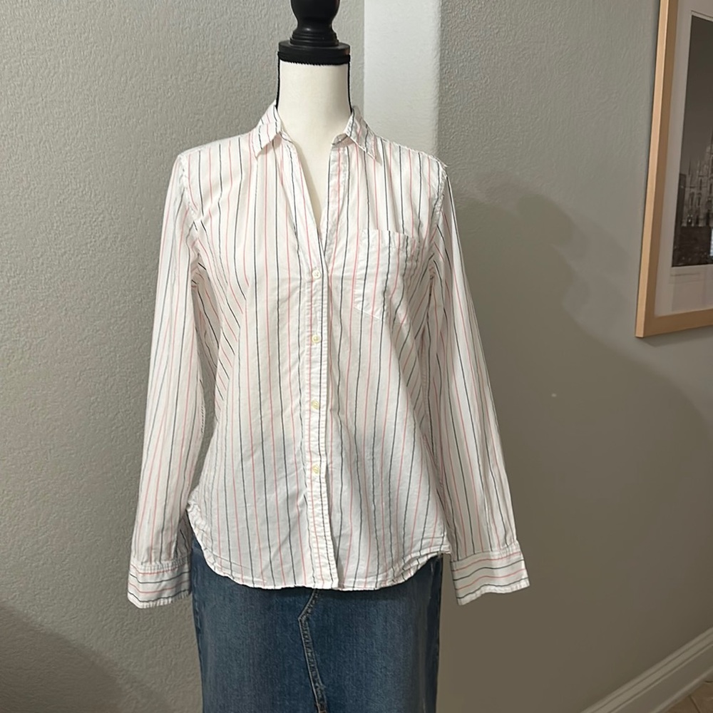 Gap-Button-Down Shirt EUC